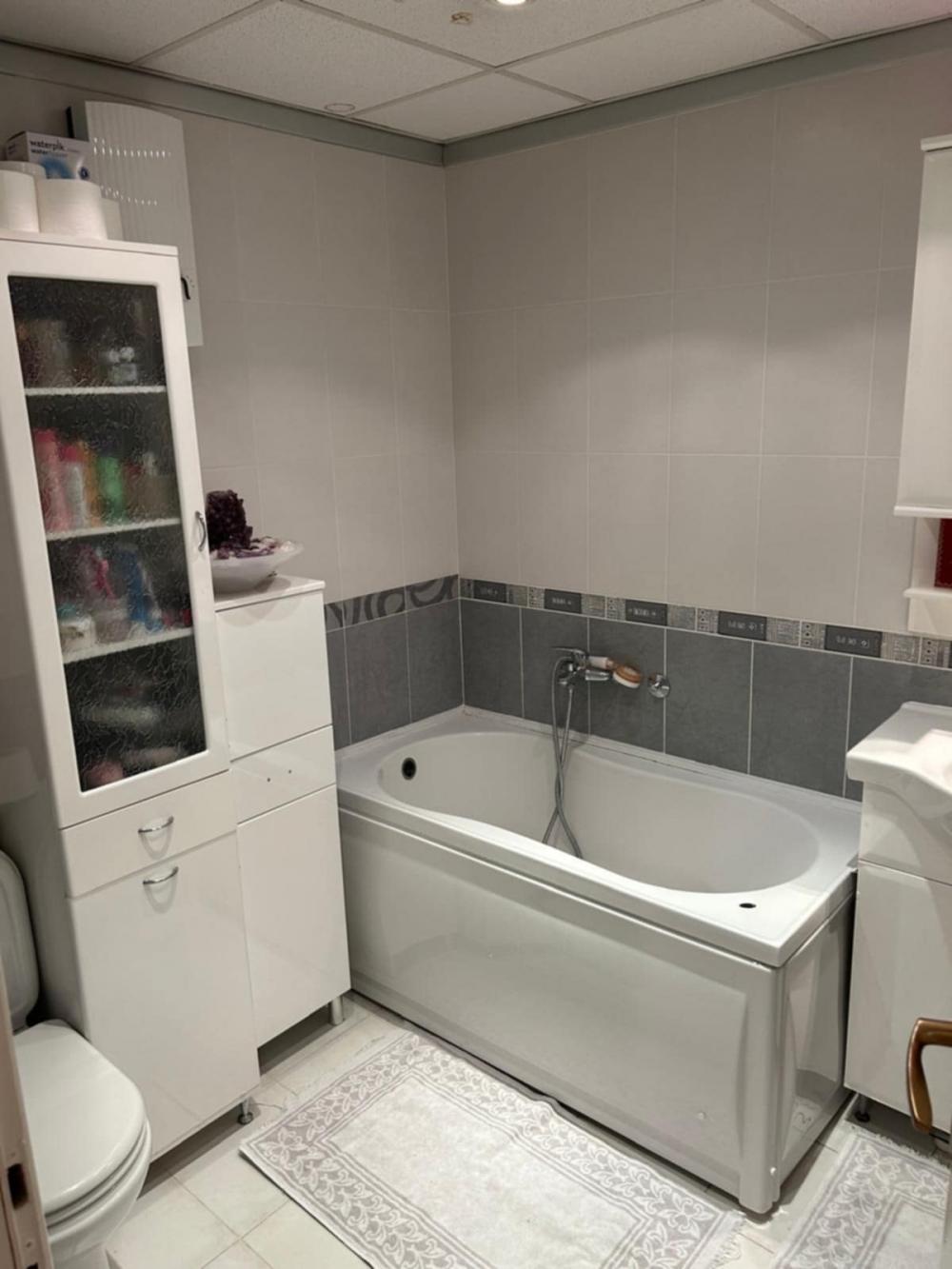 Stan na prodaju u Beogradu, Denkova bašta, trosoban, 90m2, cena 290000 evra