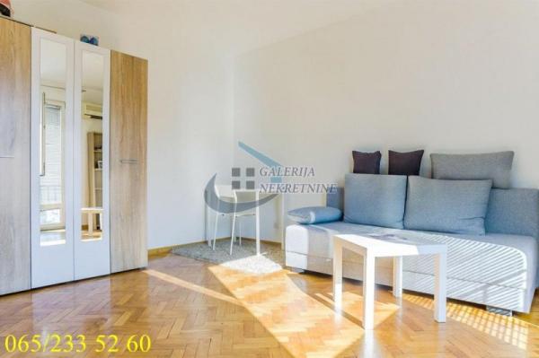 Stan na prodaju u Beogradu, Voždovac, jednosoban, 31m2, cena 112000 evra