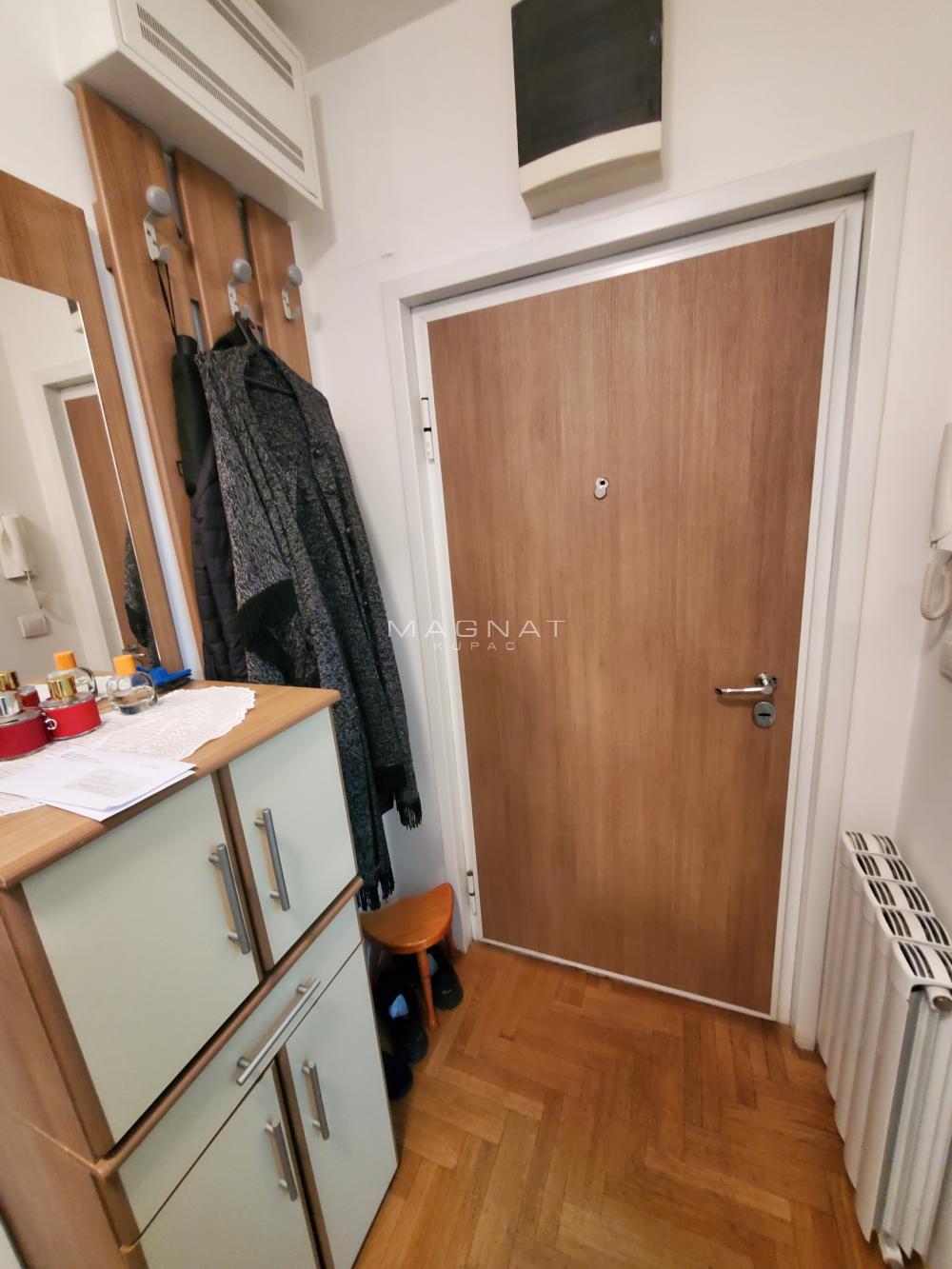 Stan na prodaju u Beogradu, Novi Beograd, dvosoban, 41m2, cena 144900 evra