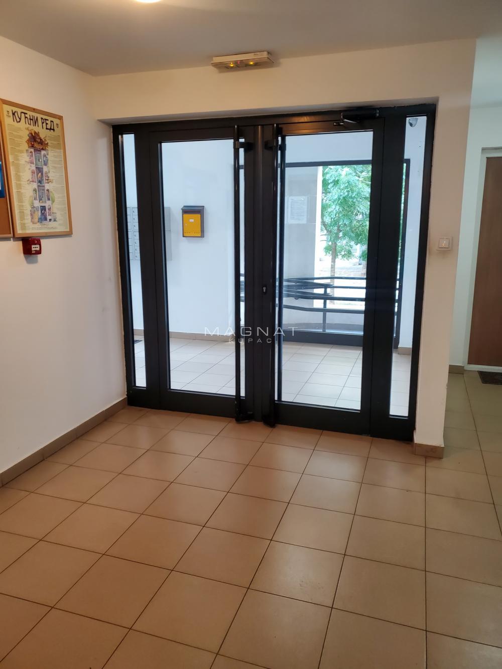 Stan na prodaju u Beogradu, Novi Beograd, dvosoban, 41m2, cena 144900 evra