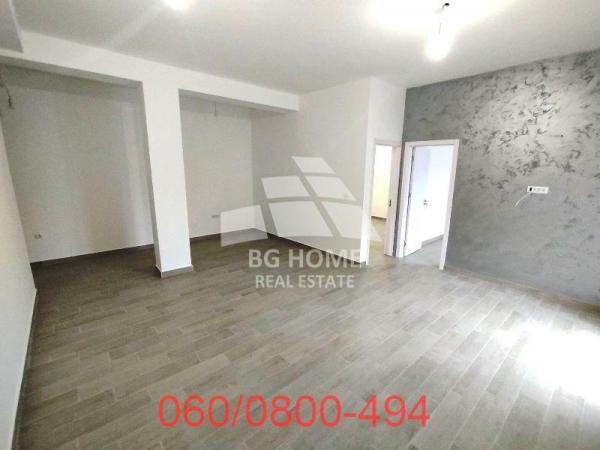 Stan na prodaju u Beogradu, Zemun, trosoban, 73m2, cena 125000 evra