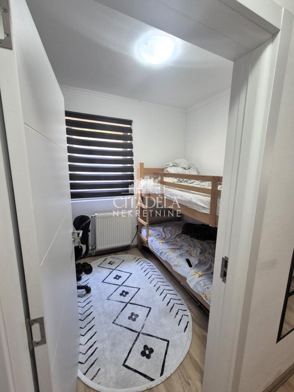 Stan na prodaju u Beogradu, Rakovica, jednoiposoban, 46m2, cena 75000 evra