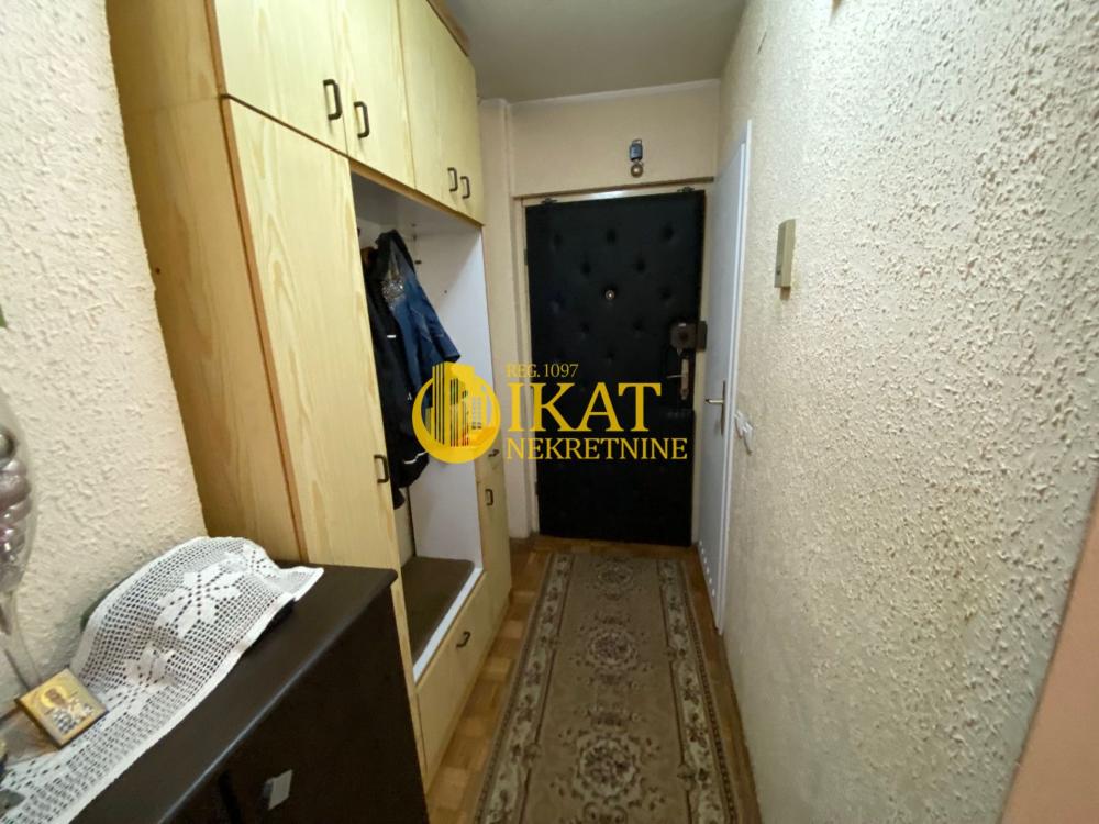 Stan na prodaju u Beogradu, Mirijevo, cetvorosoban, 80m2, cena 200000 evra