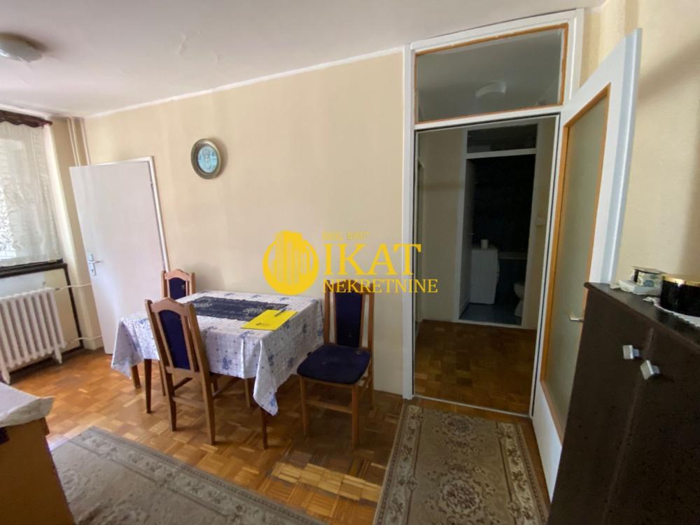Stan na prodaju u Beogradu, Mirijevo, cetvorosoban, 80m2, cena 200000 evra