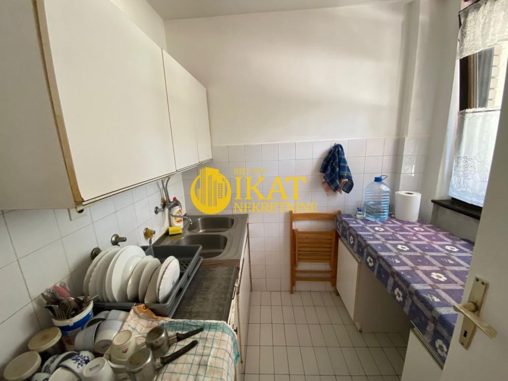 Stan na prodaju u Beogradu, Mirijevo, cetvorosoban, 80m2, cena 200000 evra