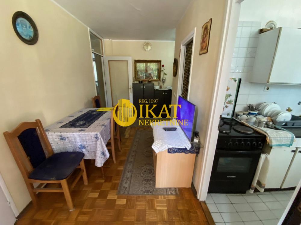 Stan na prodaju u Beogradu, Mirijevo, cetvorosoban, 80m2, cena 200000 evra