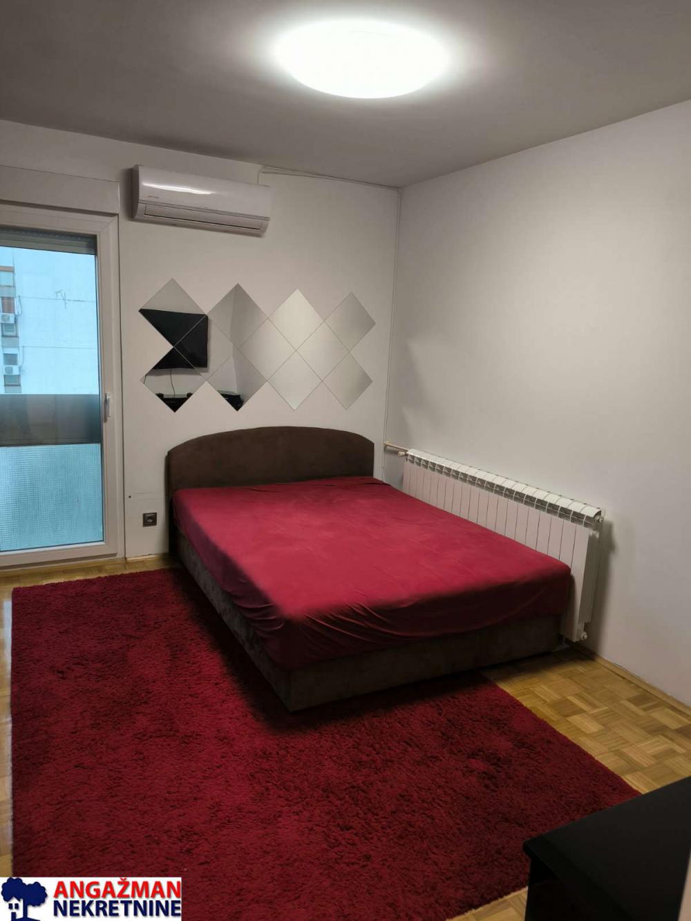 Stan na prodaju u Beogradu, Meandri, dvoiposoban, 54m2, cena 175000 evra