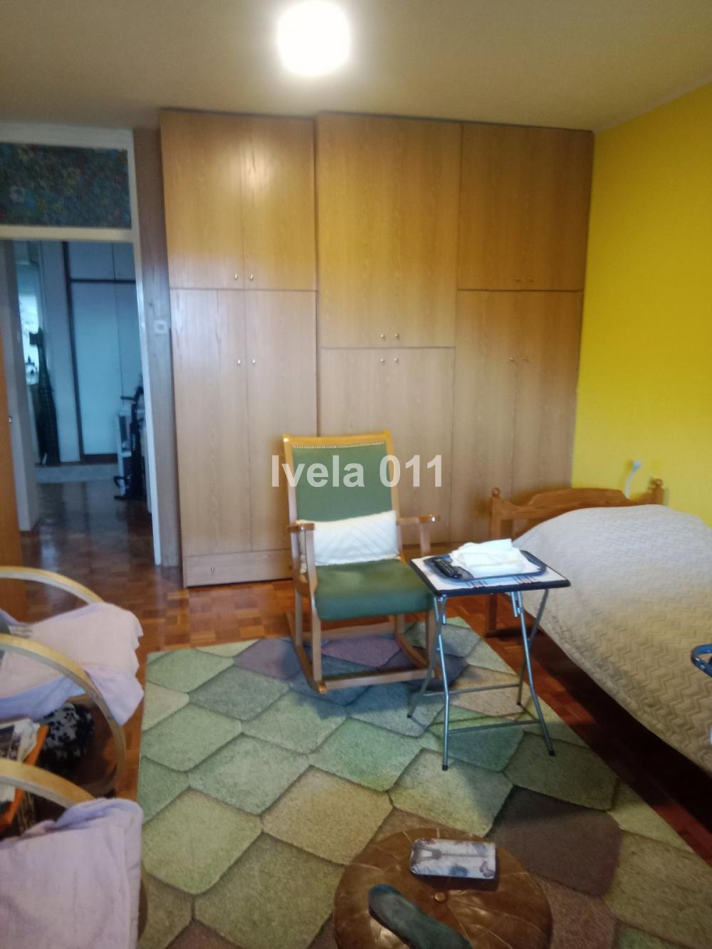Stan na prodaju u Beogradu, Činovnička kolonija, dvoiposoban, 69m2, cena 185990 evra