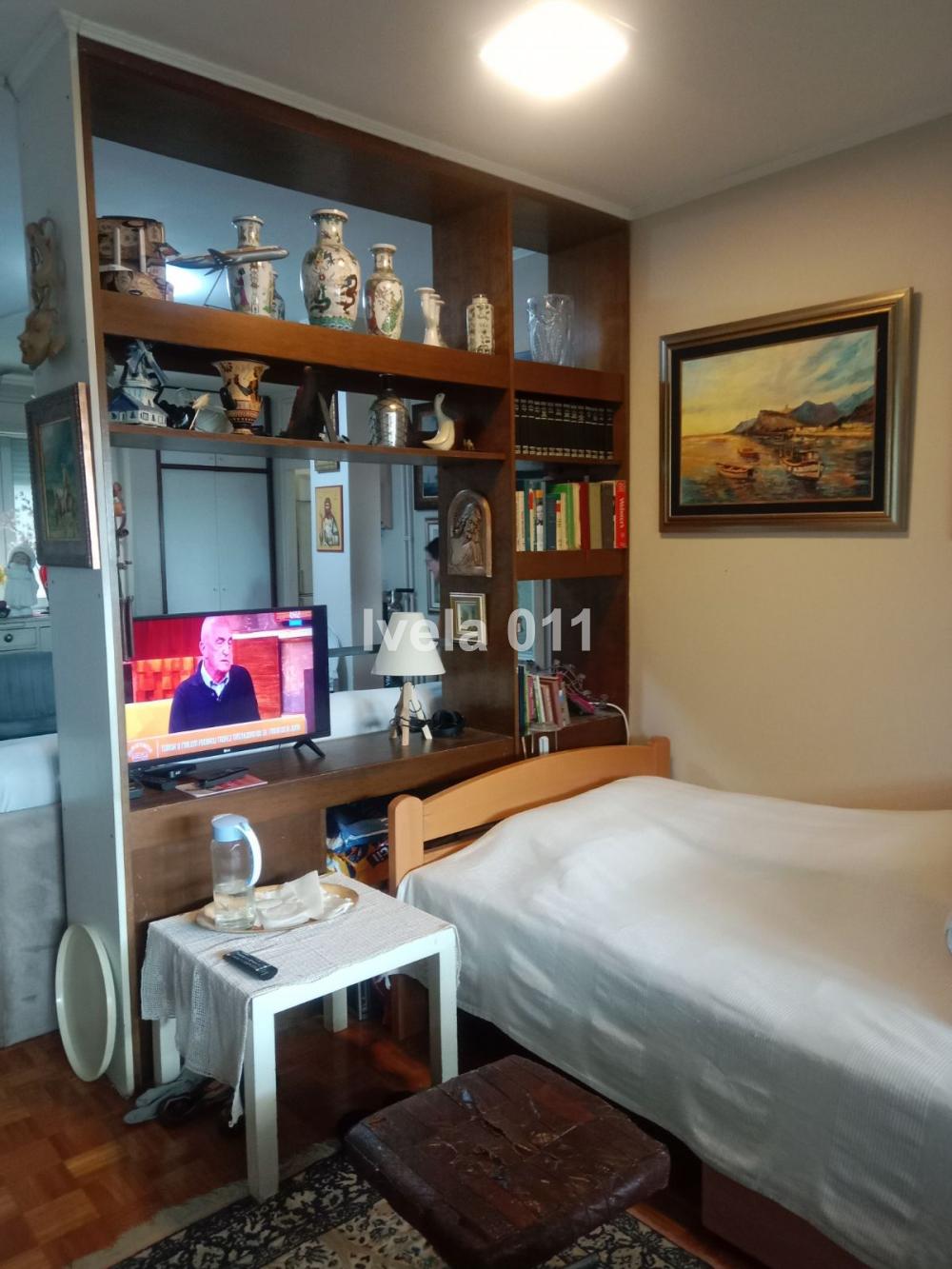 Stan na prodaju u Beogradu, Činovnička kolonija, dvoiposoban, 69m2, cena 185990 evra
