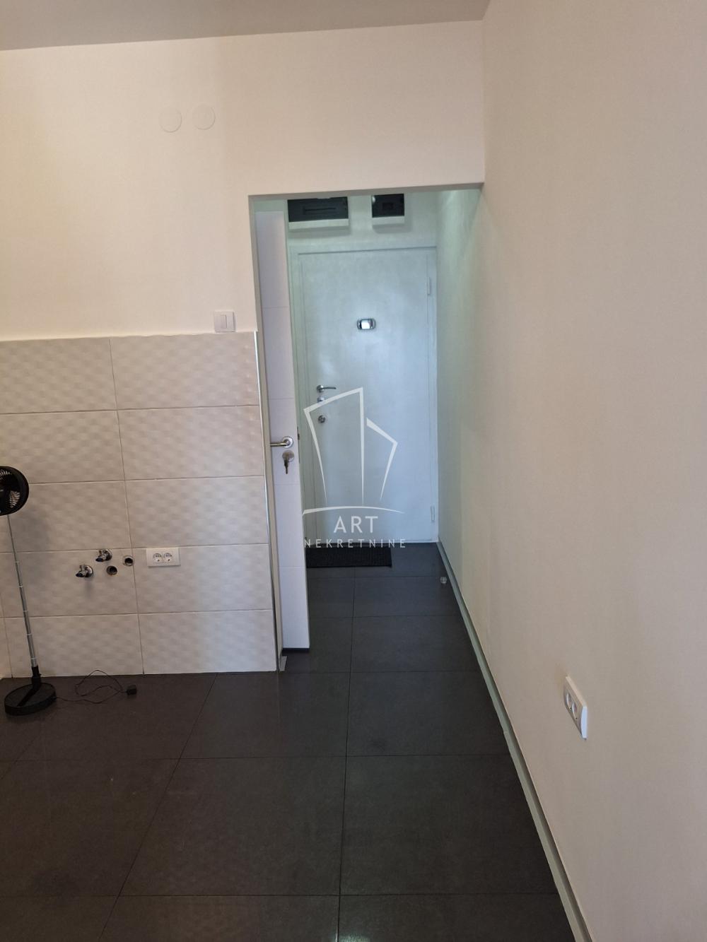 Stan na prodaju u Beogradu, Savski venac, jednosoban, 35m2, cena 215000 evra