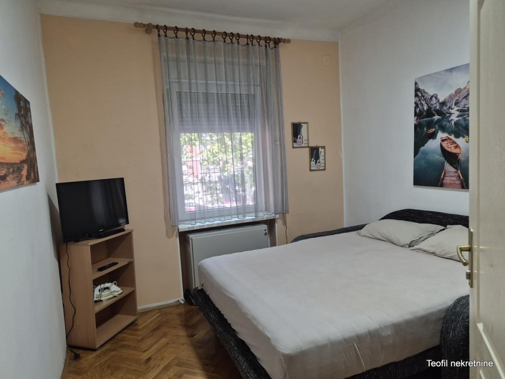 Stan na prodaju u Beogradu, Bulevar despota Stefana, dvosoban, 50m2, cena 215000 evra