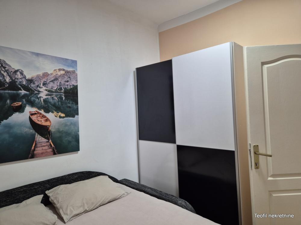 Stan na prodaju u Beogradu, Bulevar despota Stefana, dvosoban, 50m2, cena 215000 evra