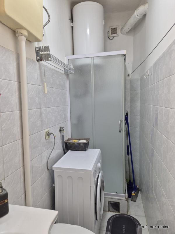 Stan na prodaju u Beogradu, Bulevar despota Stefana, dvosoban, 50m2, cena 215000 evra
