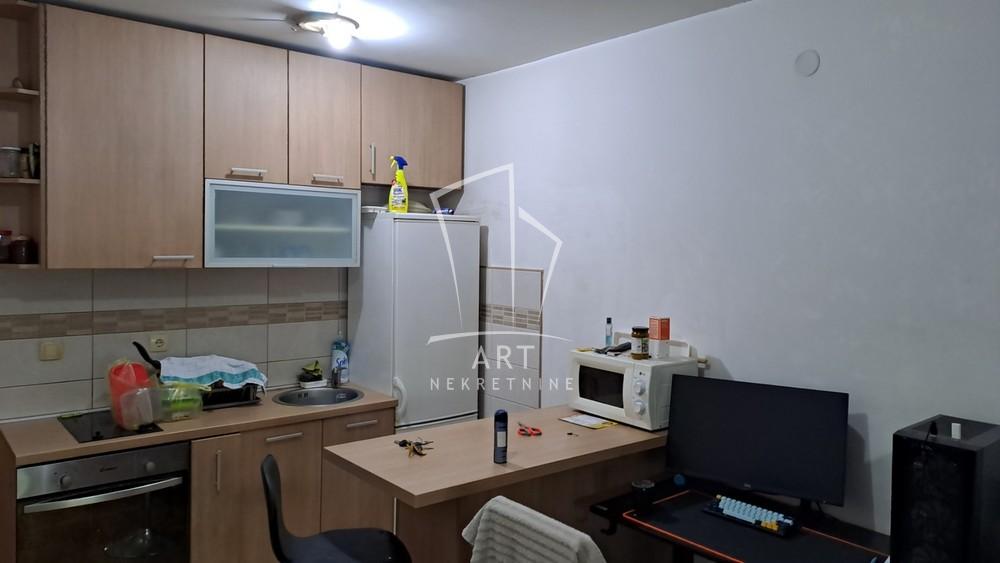 Stan na prodaju u Beogradu, Novi Grad, 26m2, cena 75000 evra