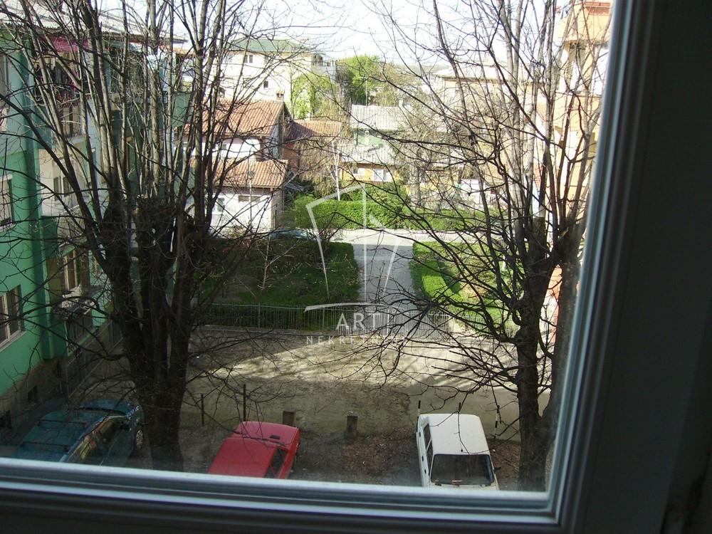 Stan na prodaju u Beogradu, Karaburma, 20m2, cena 87000 evra