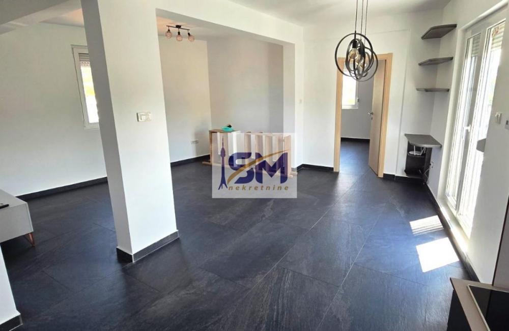 Stan na prodaju u Beogradu, Mirijevo, trosoban, 88m2, cena 176000 evra