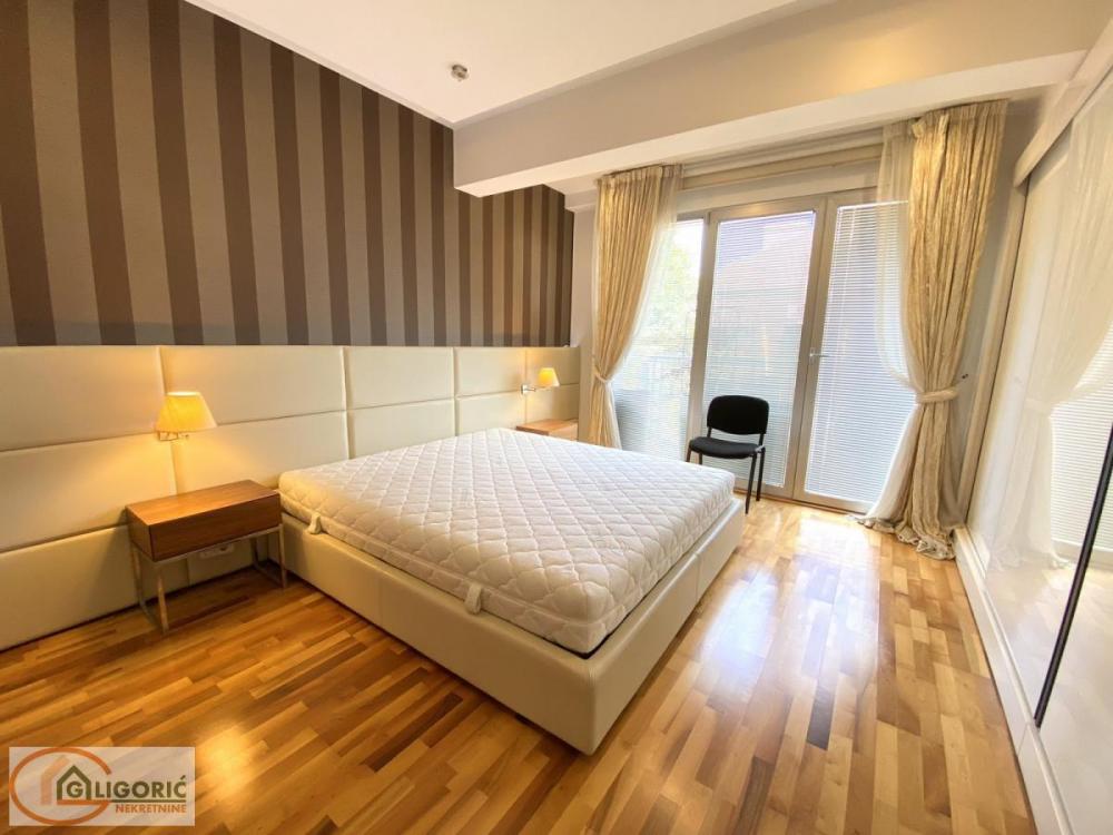 Stan na prodaju u Beogradu, Dorćol, trosoban, 122m2, cena 715000 evra