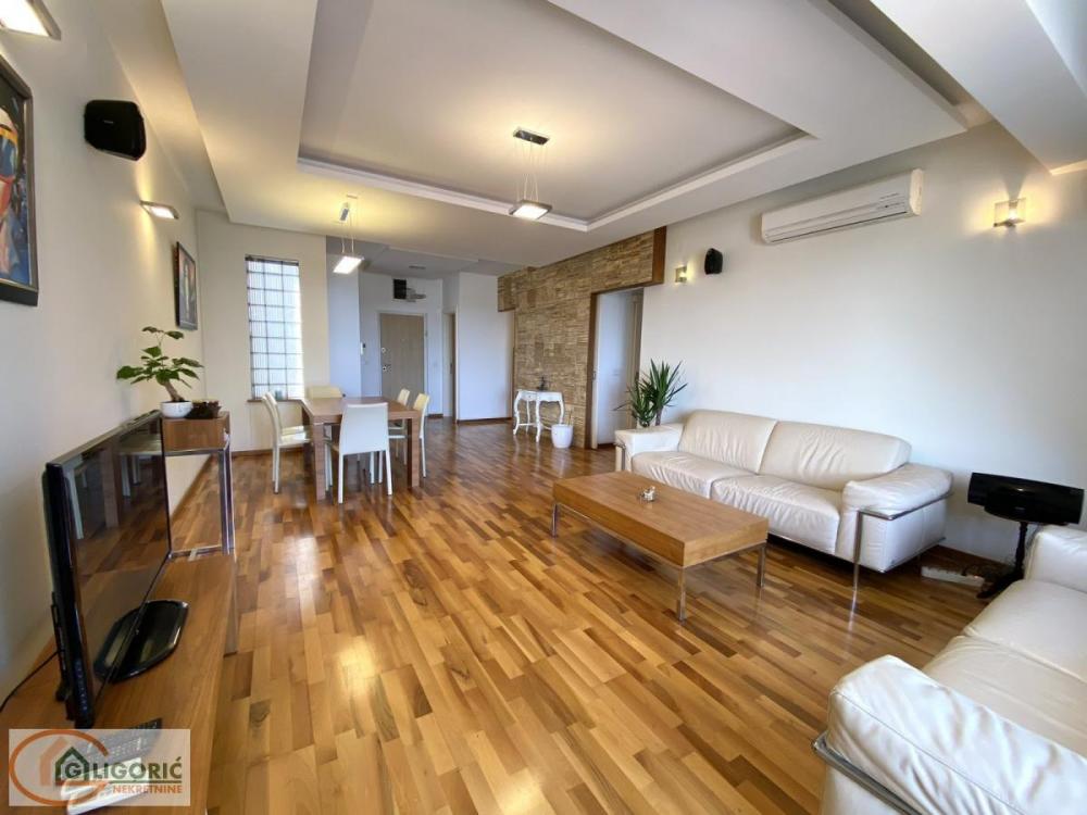 Stan na prodaju u Beogradu, Dorćol, trosoban, 122m2, cena 715000 evra