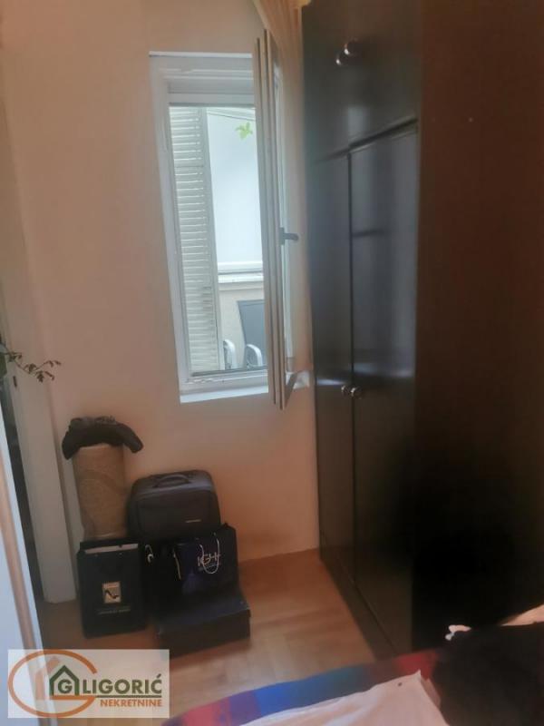 Stan na prodaju u Beogradu, Bulevar kralja Aleksandra, troiposoban, 90m2, cena 250000 evra
