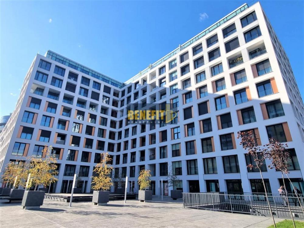 Stan na prodaju u Beogradu, cetvorosoban, 136m2, cena 720000 evra