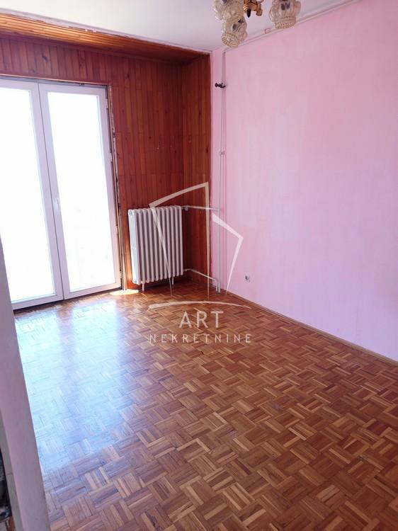 Stan na prodaju u Beogradu, Novi Beograd blok 62, dvoiposoban, 63m2, cena 171000 evra