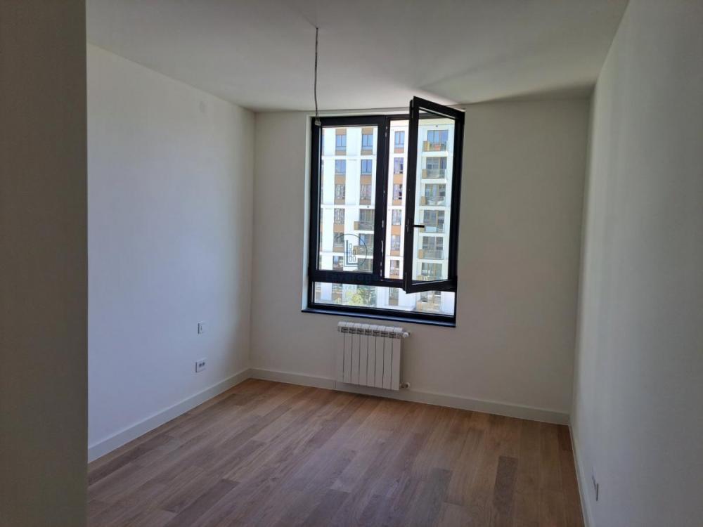 Stan na prodaju u Beogradu, Beograd na vodi, trosoban, 79m2, cena 325000 evra