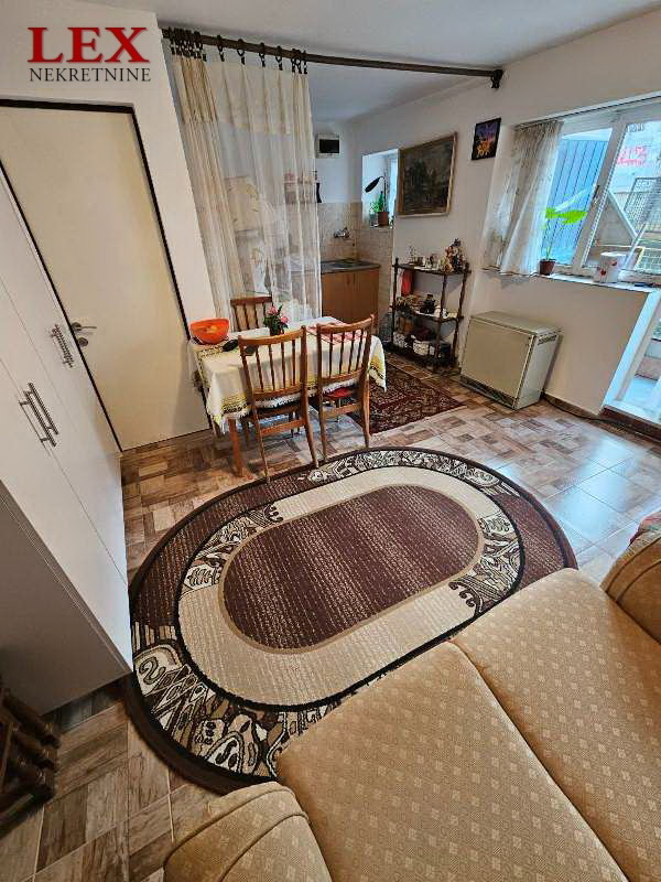 Stan na prodaju u Beogradu, Učiteljsko naselje, jednosoban, 20m2, cena 45000 evra