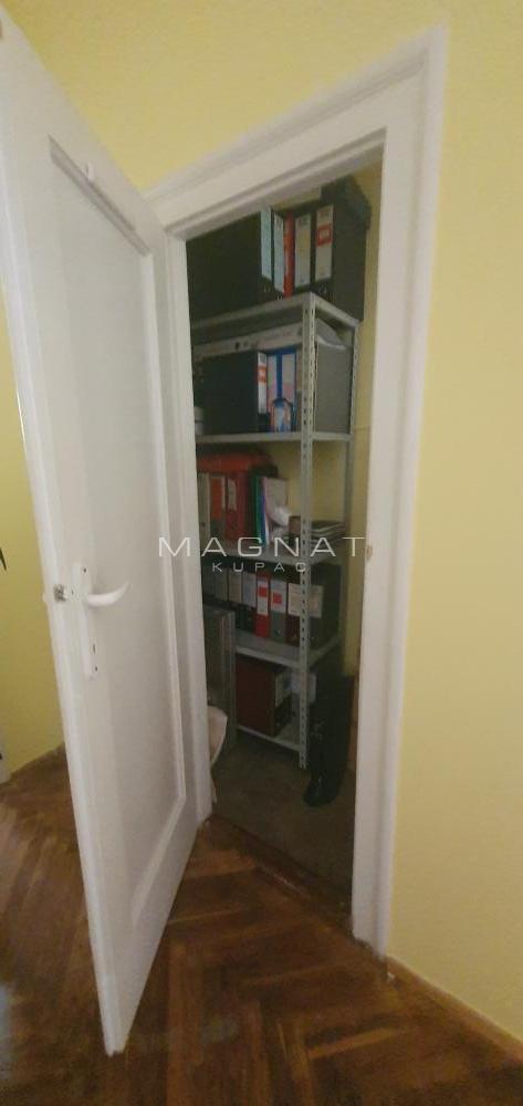 Stan na prodaju u Beogradu, Zvezdara, jednosoban, 33m2, cena 136000 evra