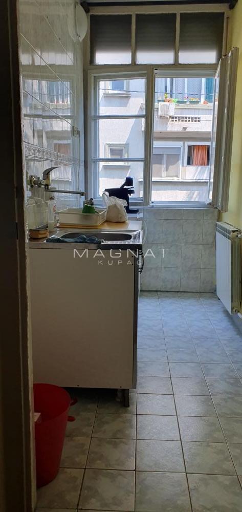 Stan na prodaju u Beogradu, Zvezdara, jednosoban, 33m2, cena 136000 evra