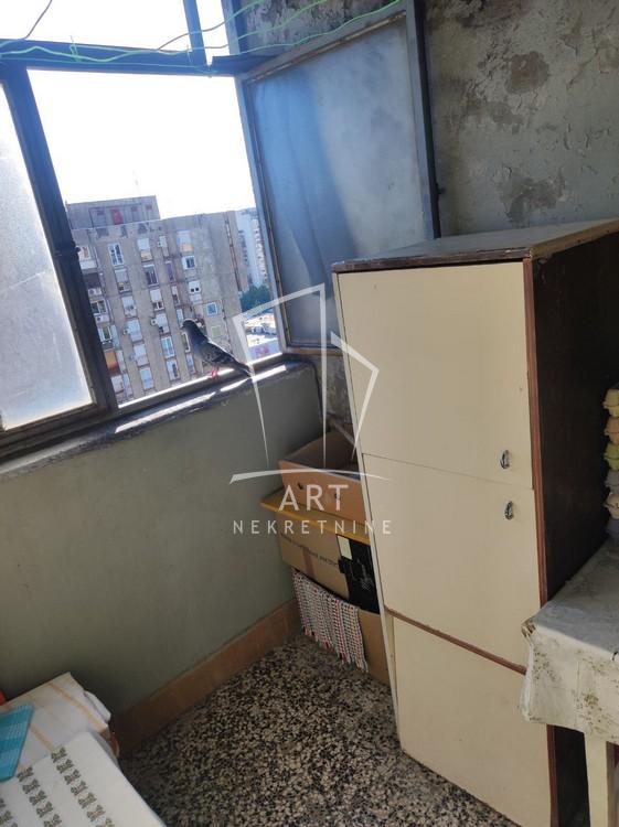 Stan na prodaju u Beogradu, Novi Beograd blok 63, dvoiposoban, 65m2, cena 168960 evra