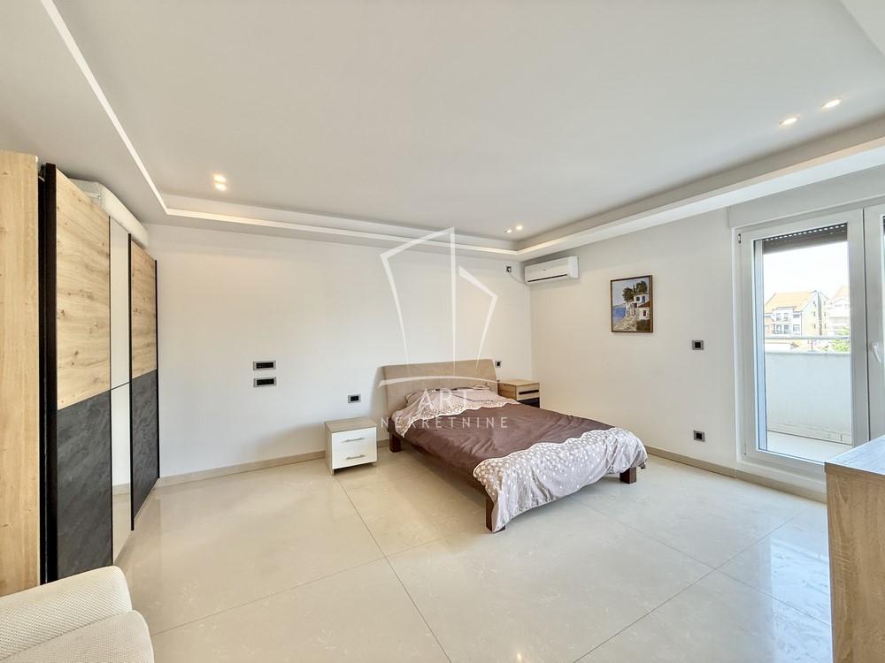 Stan na prodaju u Beogradu, Pašino brdo, cetvorosoban, 130m2, cena 357500 evra