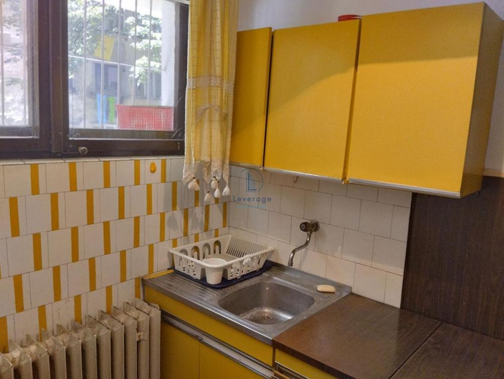 Stan na prodaju u Beogradu, Kalenić pijaca, jednosoban, 28m2, cena 123000 evra