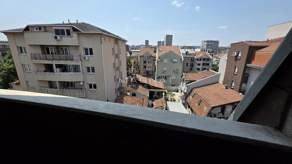 Stan na prodaju u Beogradu, Pašino brdo, dvosoban, 48m2, cena 173000 evra