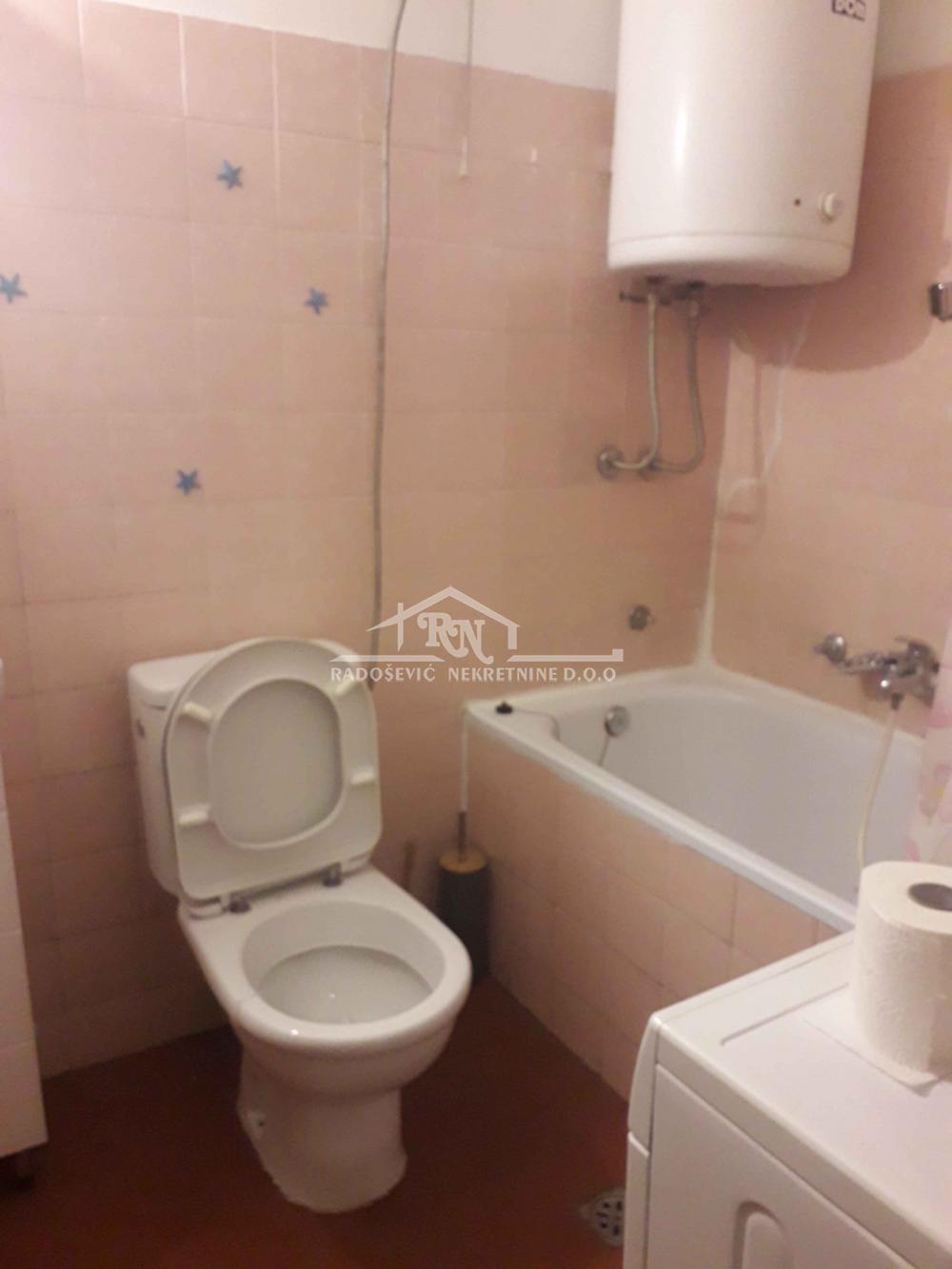Stan na prodaju u Beogradu, Novi Beograd, dvosoban, 63m2, cena 235000 evra