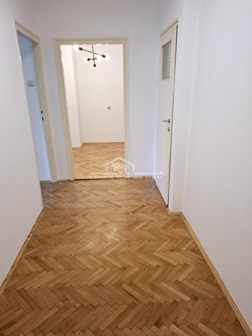 Stan na prodaju u Beogradu, Vračar, jednosoban, 38m2, cena 185000 evra