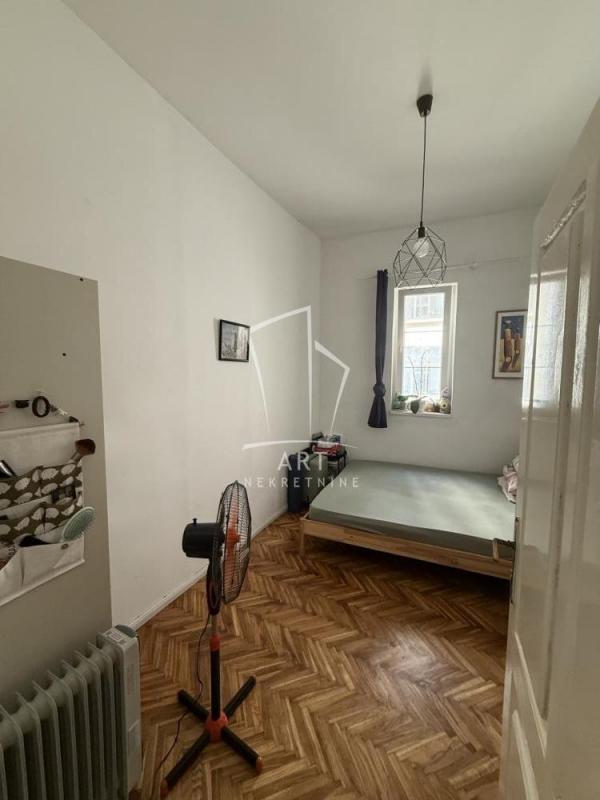 Stan na prodaju u Beogradu, Stari grad, dvoiposoban, 47m2, cena 245000 evra