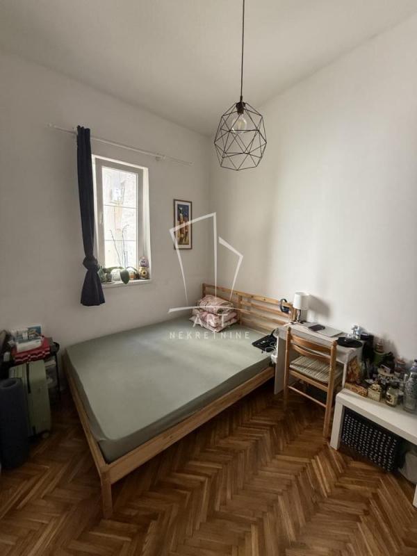 Stan na prodaju u Beogradu, Stari grad, dvoiposoban, 47m2, cena 245000 evra