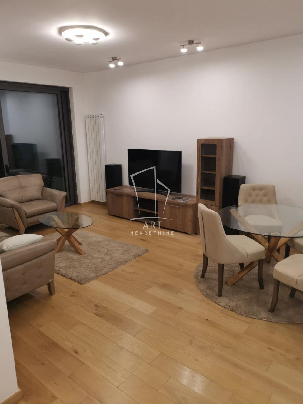 Stan na prodaju u Beogradu, Stari grad, dvosoban, 65m2, cena 1100 evra