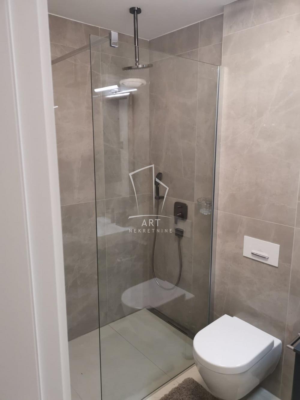 Stan na prodaju u Beogradu, Stari grad, dvosoban, 65m2, cena 1100 evra