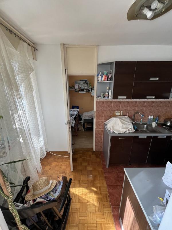 Stan na prodaju u Beogradu, Vračar, troiposoban, 72m2, cena 195500 evra