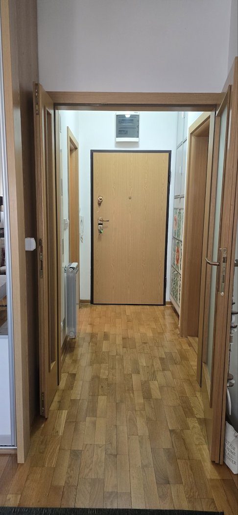 Stan na prodaju u Beogradu, Novi Beograd blok 63, jednosoban, 38m2, cena 165000 evra