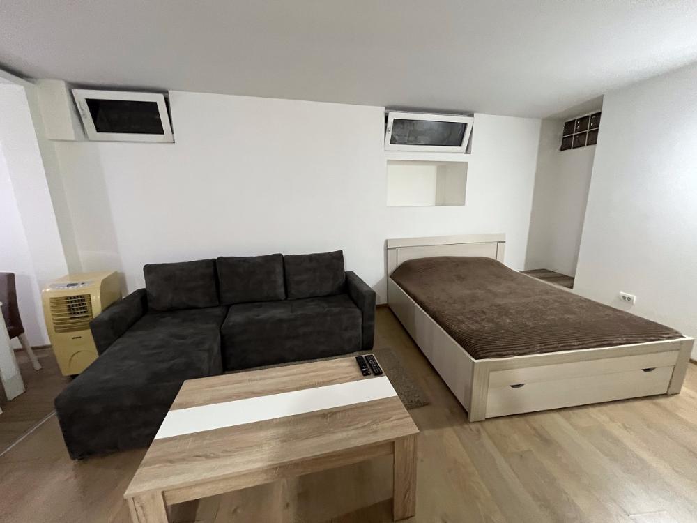 Stan na prodaju u Beogradu, Beograd (centar), dvosoban, 72m2, cena 218000 evra