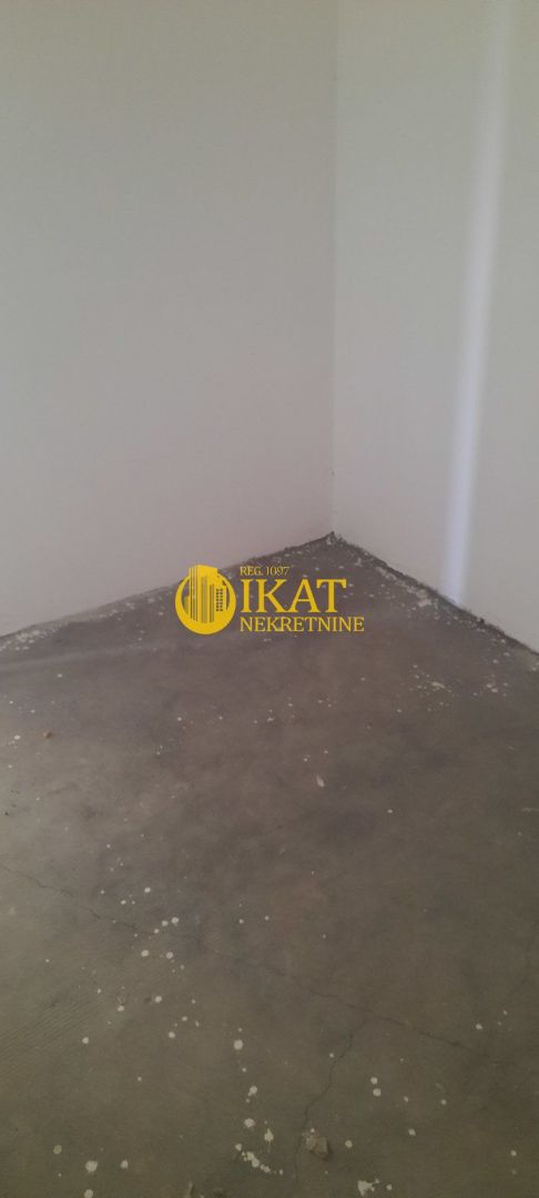 Stan na prodaju u Beogradu, Zemun, dvoiposoban, 53m2, cena 106000 evra