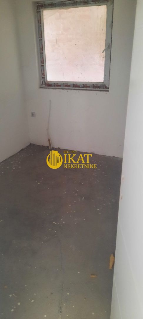 Stan na prodaju u Beogradu, Zemun, dvoiposoban, 53m2, cena 106000 evra