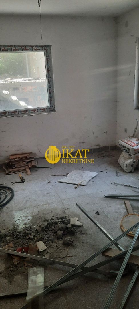 Stan na prodaju u Beogradu, Zemun, dvoiposoban, 53m2, cena 106000 evra