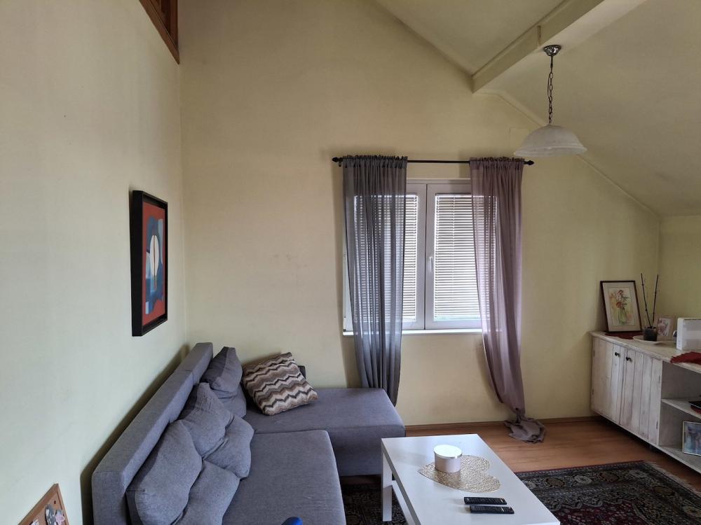 Stan na prodaju u Beogradu, Altina, trosoban, 84m2, cena 164000 evra