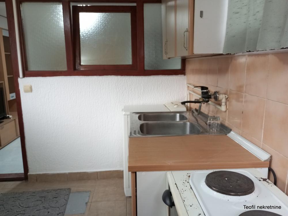 Stan na prodaju u Beogradu, Zemun polje, jednosoban, 25m2, cena 35000 evra