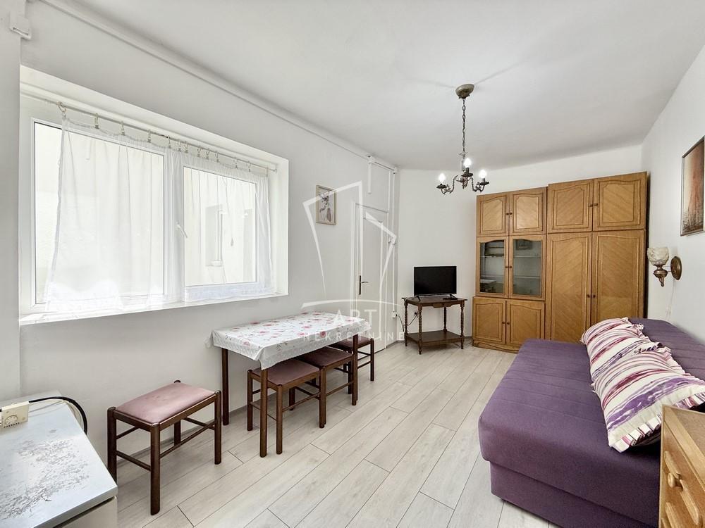 Stan na prodaju u Beogradu, Vukov spomenik, jednoiposoban, 32m2, cena 134400 evra