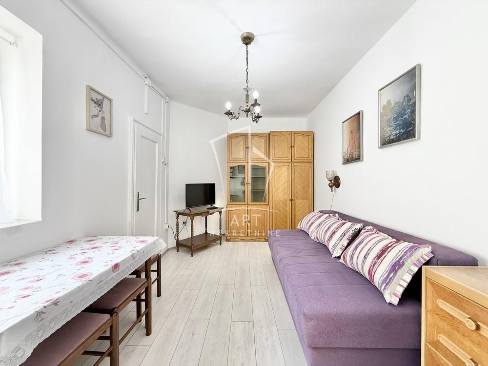 Stan na prodaju u Beogradu, Vukov spomenik, jednoiposoban, 32m2, cena 134400 evra