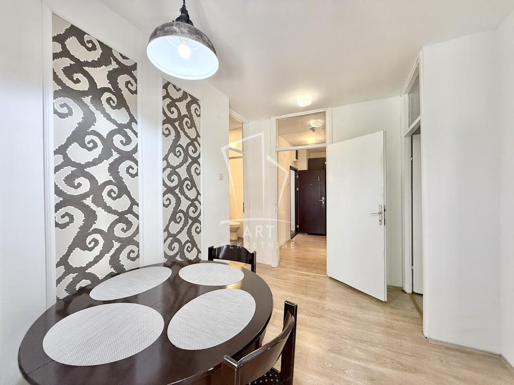 Stan na prodaju u Beogradu, Zvezdara, trosoban, 78m2, cena 245000 evra